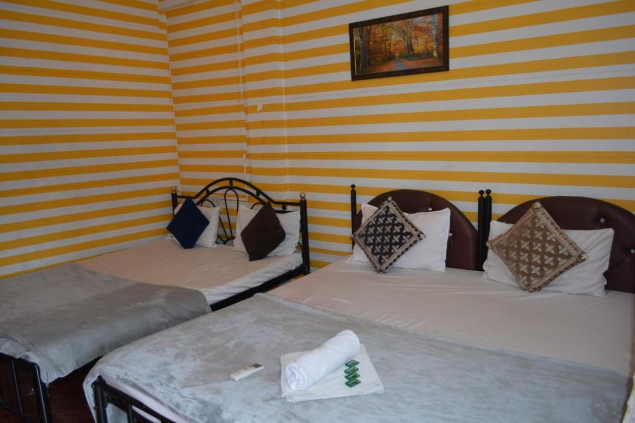 Esther Guest House Calangute Oda fotoğraf